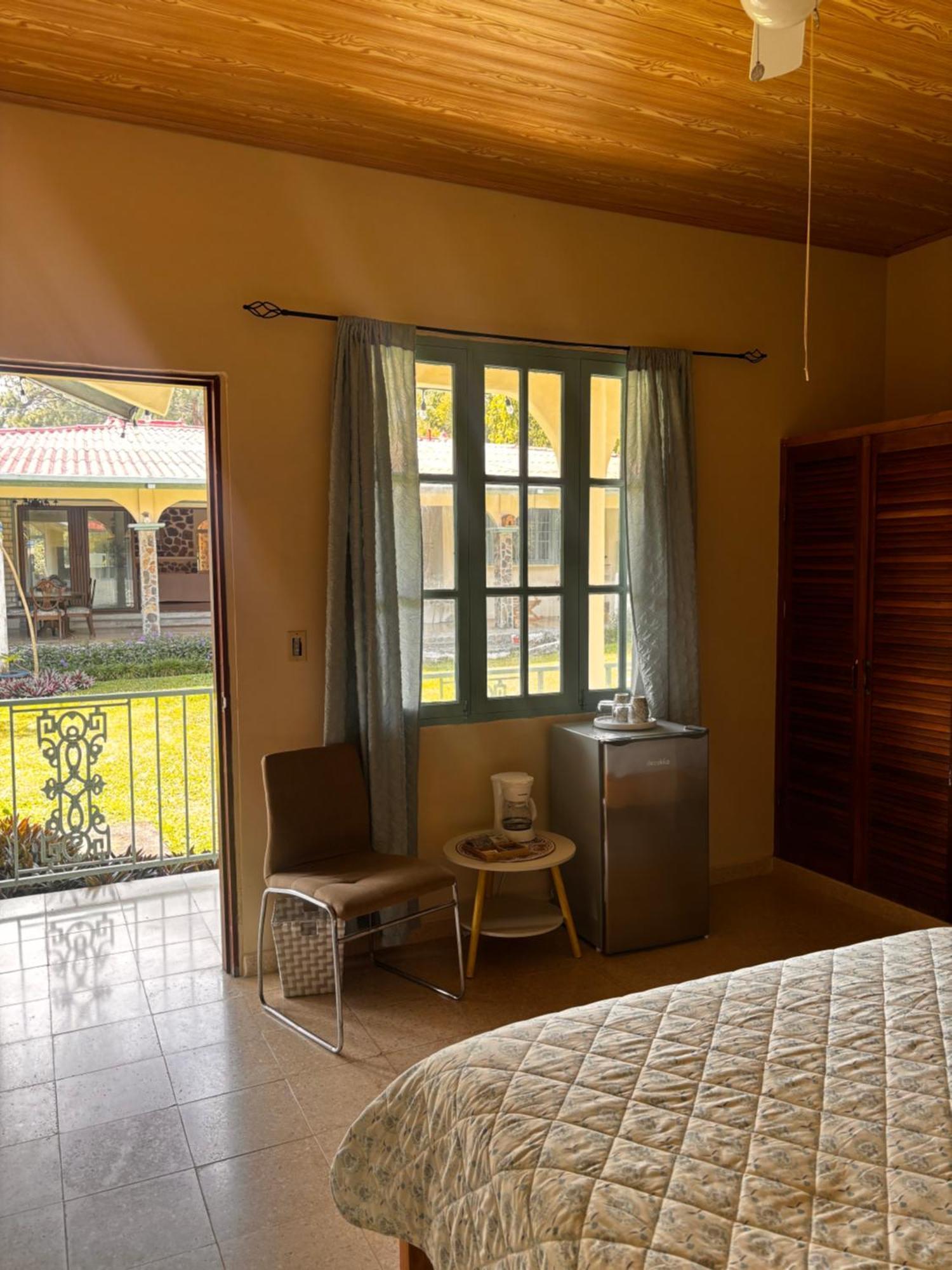 La Maison D' Ivonne Antón 外观 照片